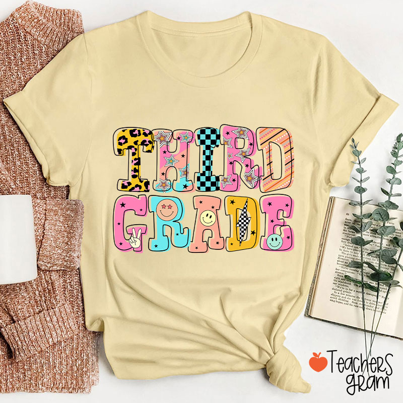 Personalized Letter Doodle Grade Teacher T-Shirt