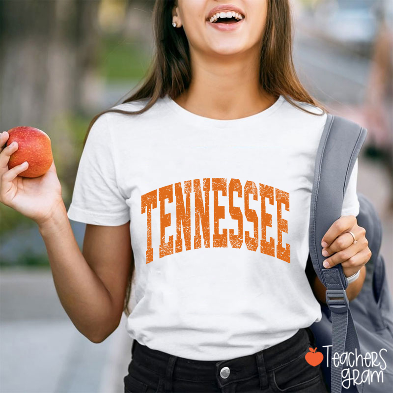 Vintage Distressed Tennessee Bold Arch Letter Teacher T-Shirt