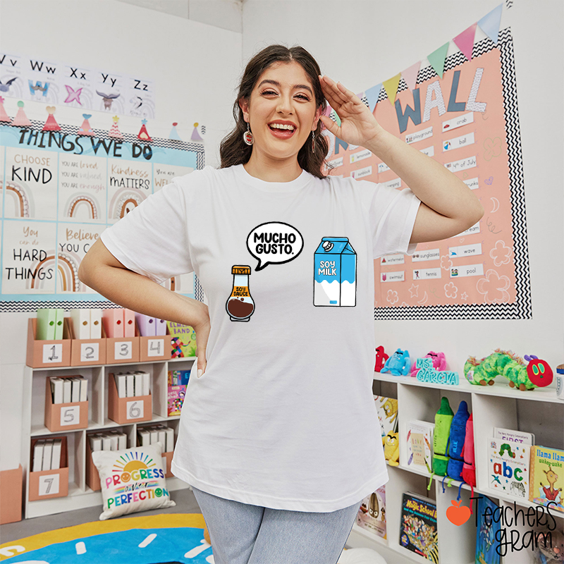 Mucho Gusto Spanish Teacher T-Shirt