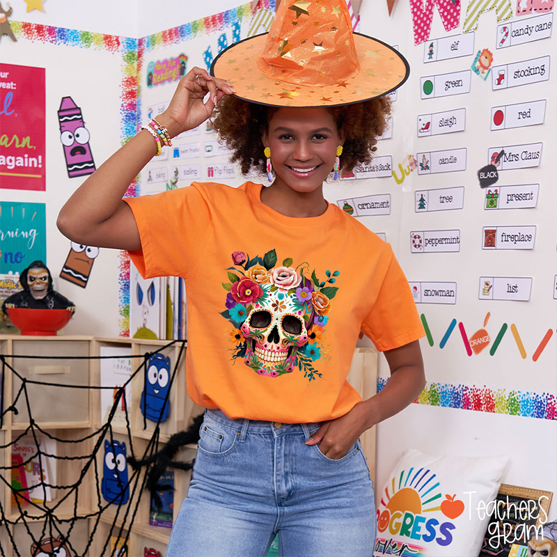 Flower Skull Día De Los Muertos Spanish Teacher T-Shirt