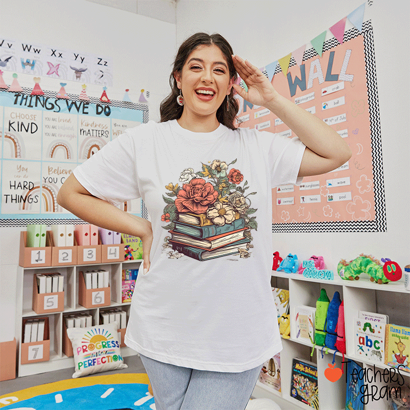 Books And Flowers Teacher T-shirt