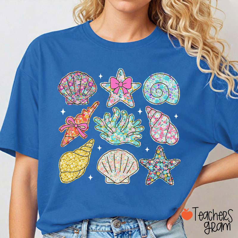 Wildflower Seashell Clam Summer Teacher T-Shirt