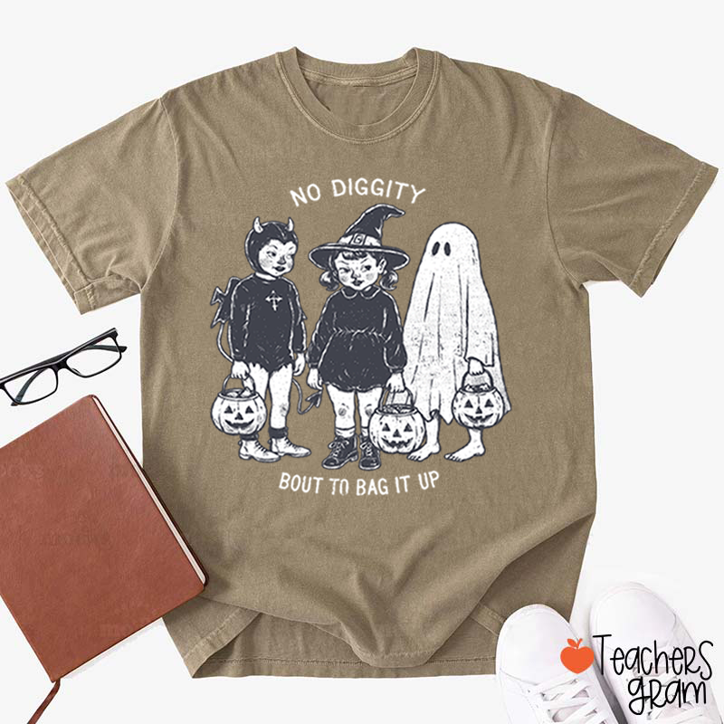 No Diggity Bout To Bag It Up Vintage Trick Or Treat Kids Halloween Teacher T‑Shirt