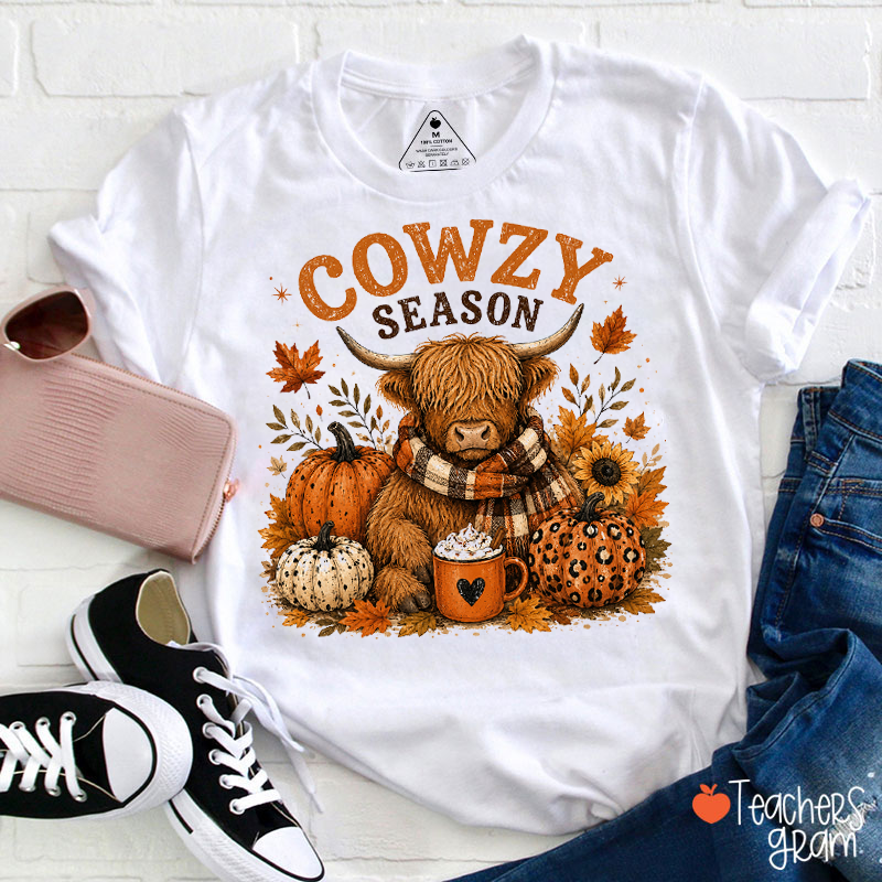 Cowzy Season Highland Cow Pumpkin Fall Leaves Sunflower Teacher T‑Shirt