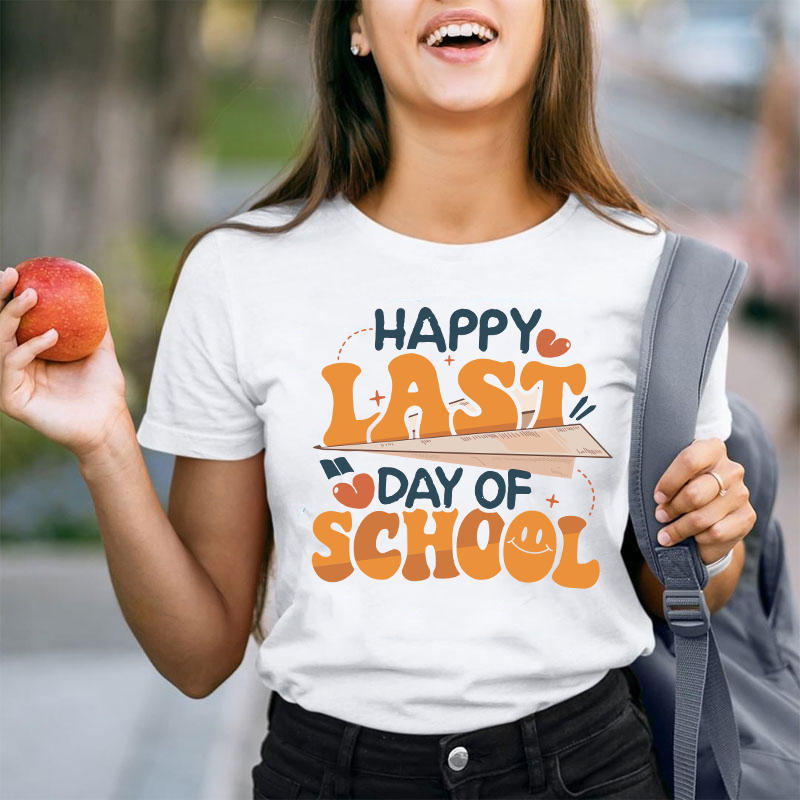 Paper Airplane Happy Last Day Of School Teacher T-Shirt