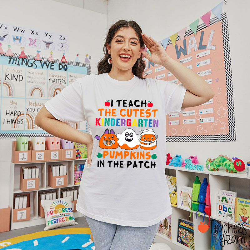 Personalized I Teach The Cutest First Grade Pumpkins In The Patch T-Shirt