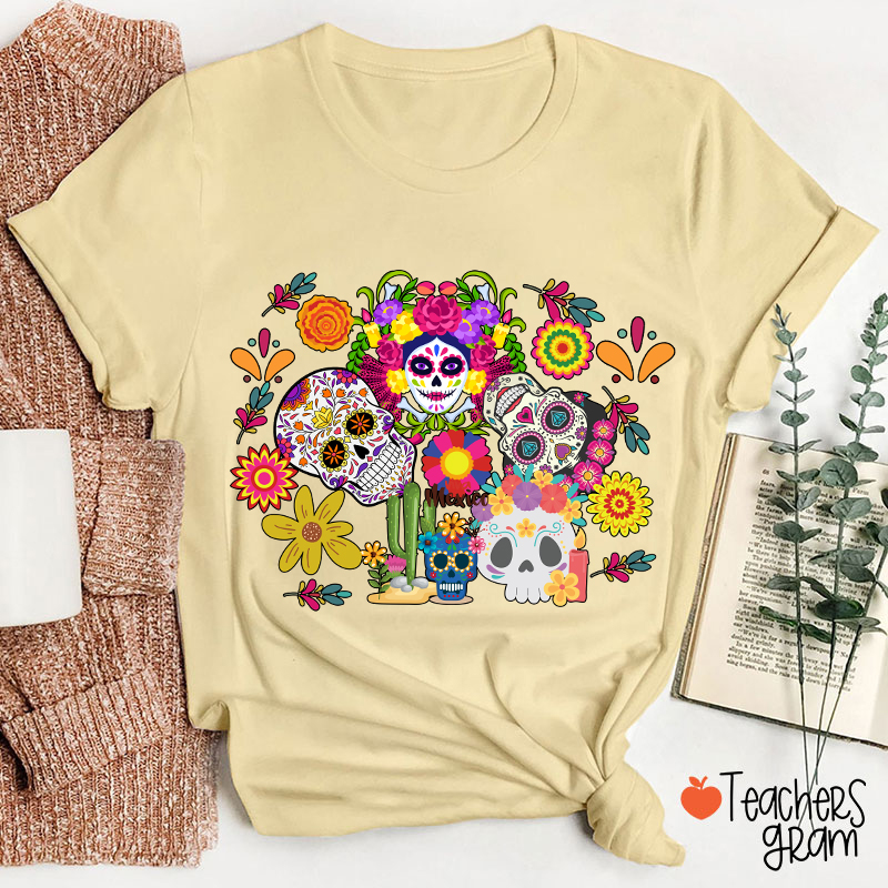 Colorful Skull Mexico Halloween Spanish Teacher T-Shirt