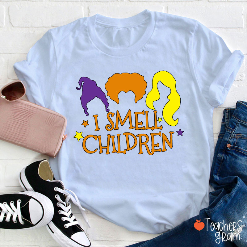 Spooky Witches I Smell Children Teacher T-Shirt