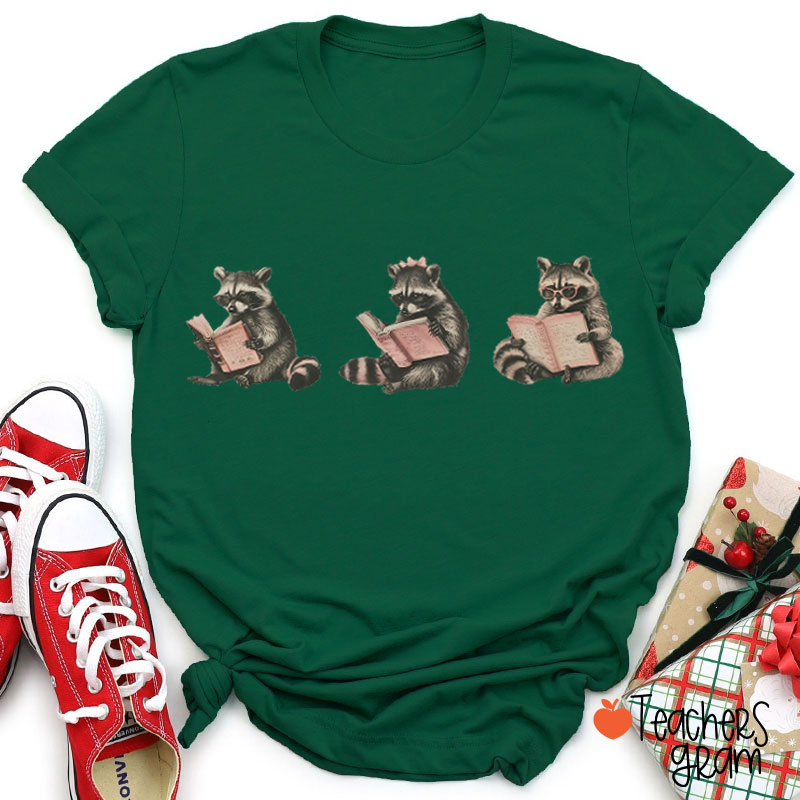 Reading Raccoon Vintage Teacher T-Shirt