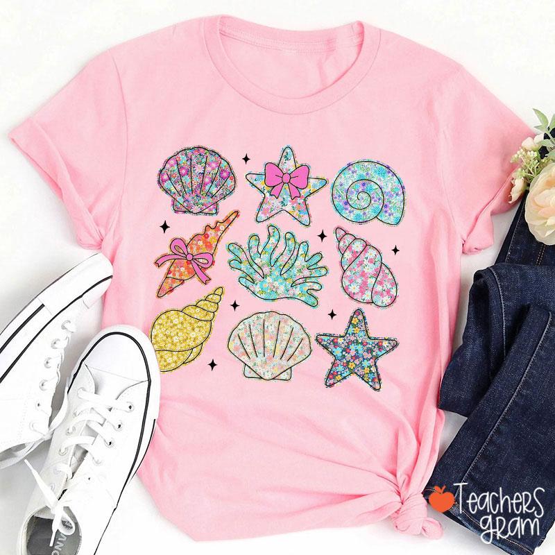 Wildflower Seashell Clam Summer Teacher T-Shirt
