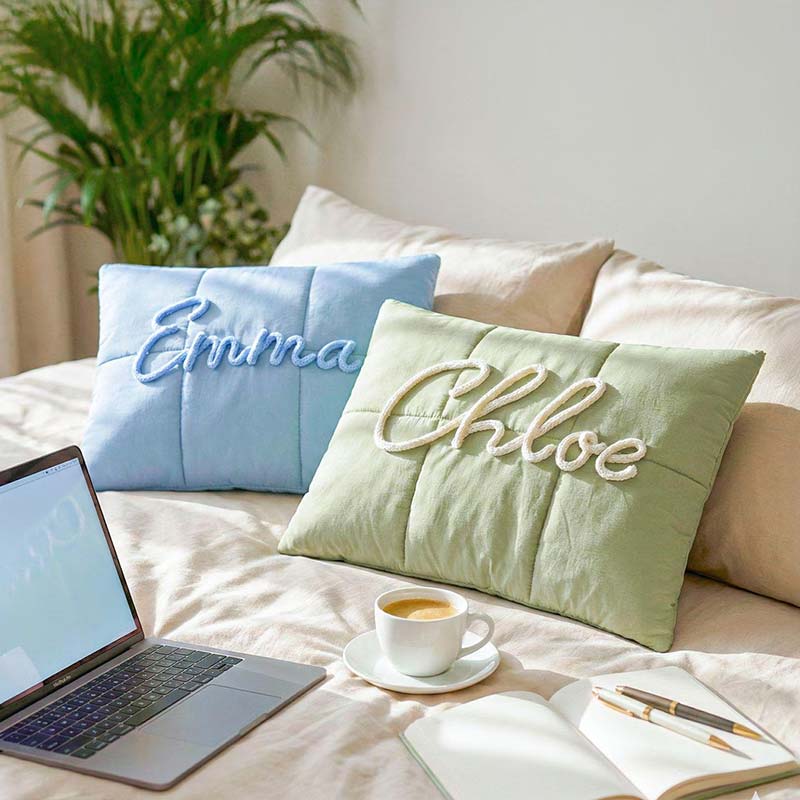 Personalized Magnetic Closure Laptop Case