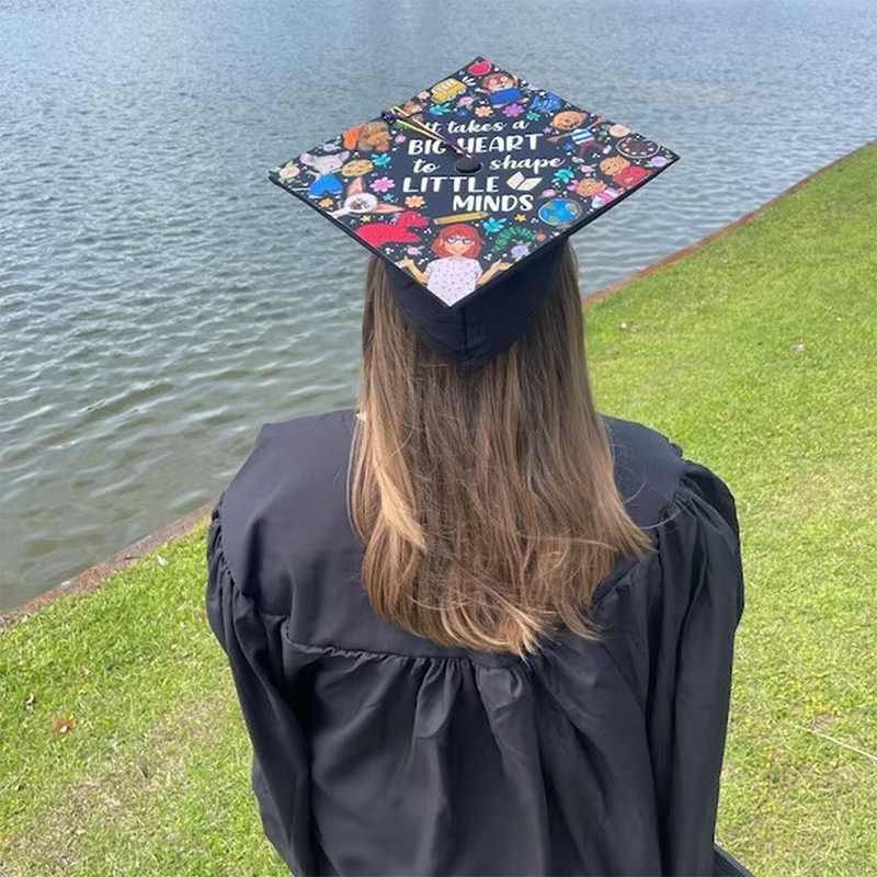 It Takes A Big Heart To Shape Little Minds Teacher Graduation Topper