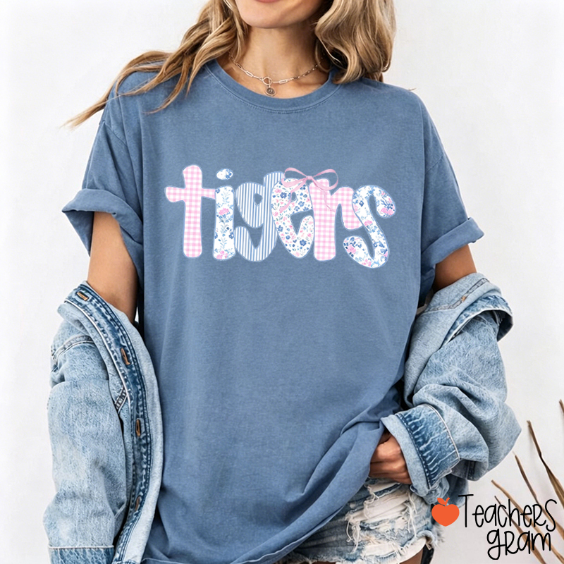 Personalized Mascot Floral Printing Letter Teacher T-Shirt