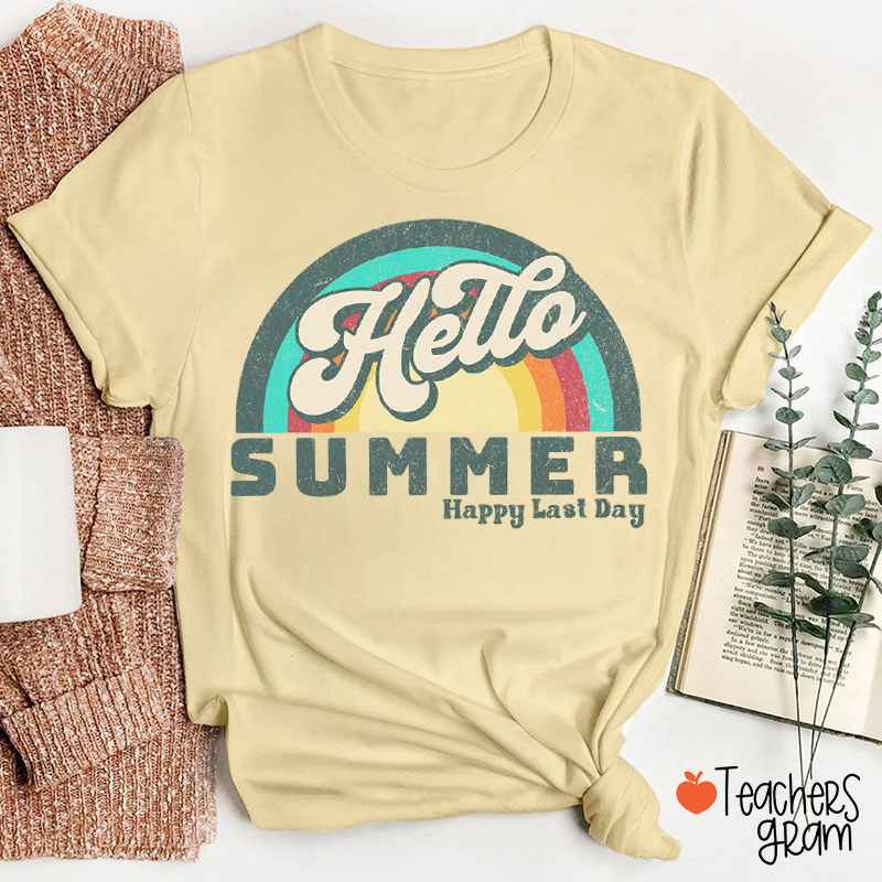 Retro Hello Summer Happy Last Day Teacher T-Shirt