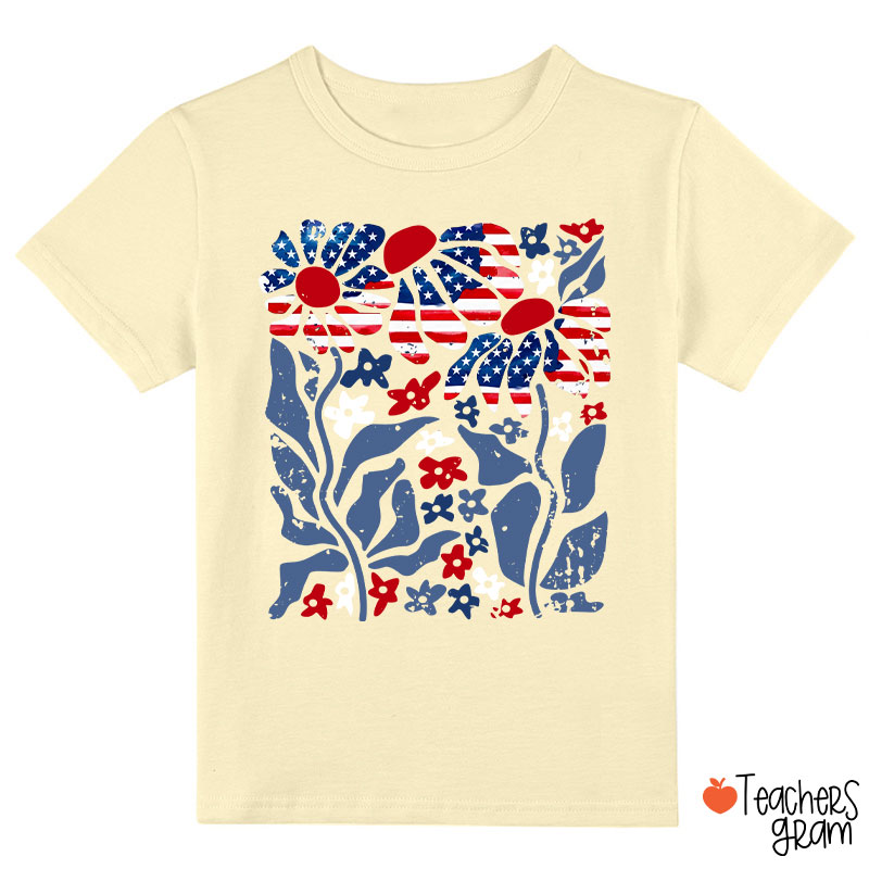 Boho Patriotic Daisy American Flag Floral Class T-Shirt