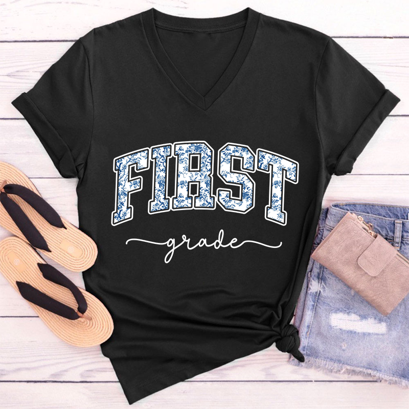 Personalized Grade Blue And White Porcelain Teacher Female V-Neck T-Shirt