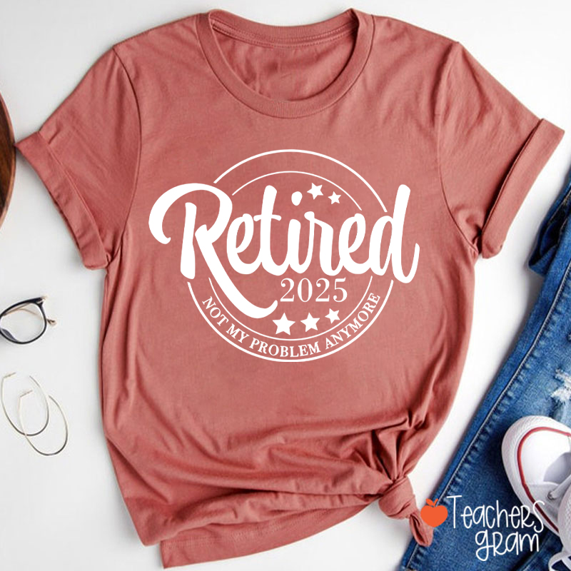 Personalized Year Retirement Gift Teacher T-Shirt