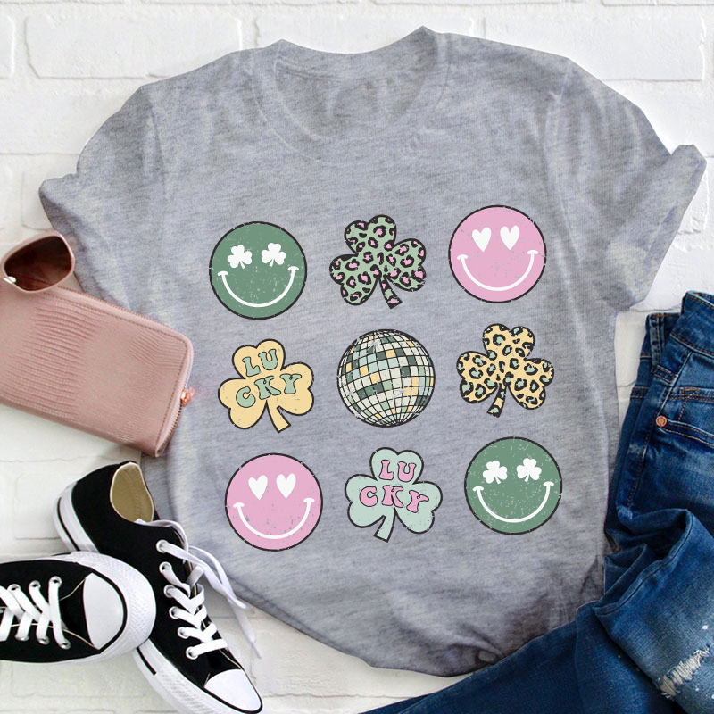 Hearts Retro  St Patrick's Day Teacher T-Shirt