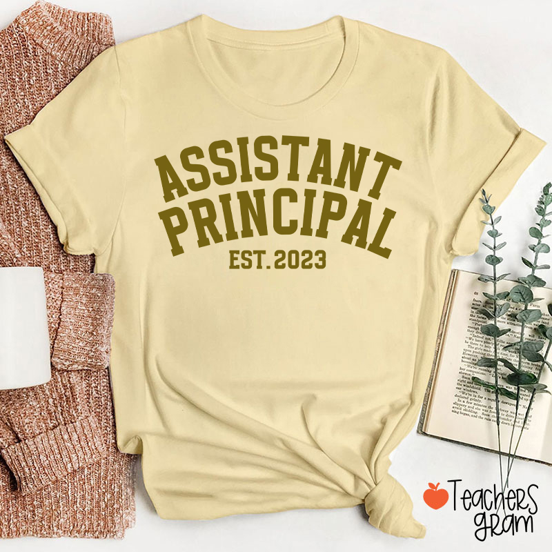 Personalized School Role Year Retro Arch Varsity Teacher T-Shirt