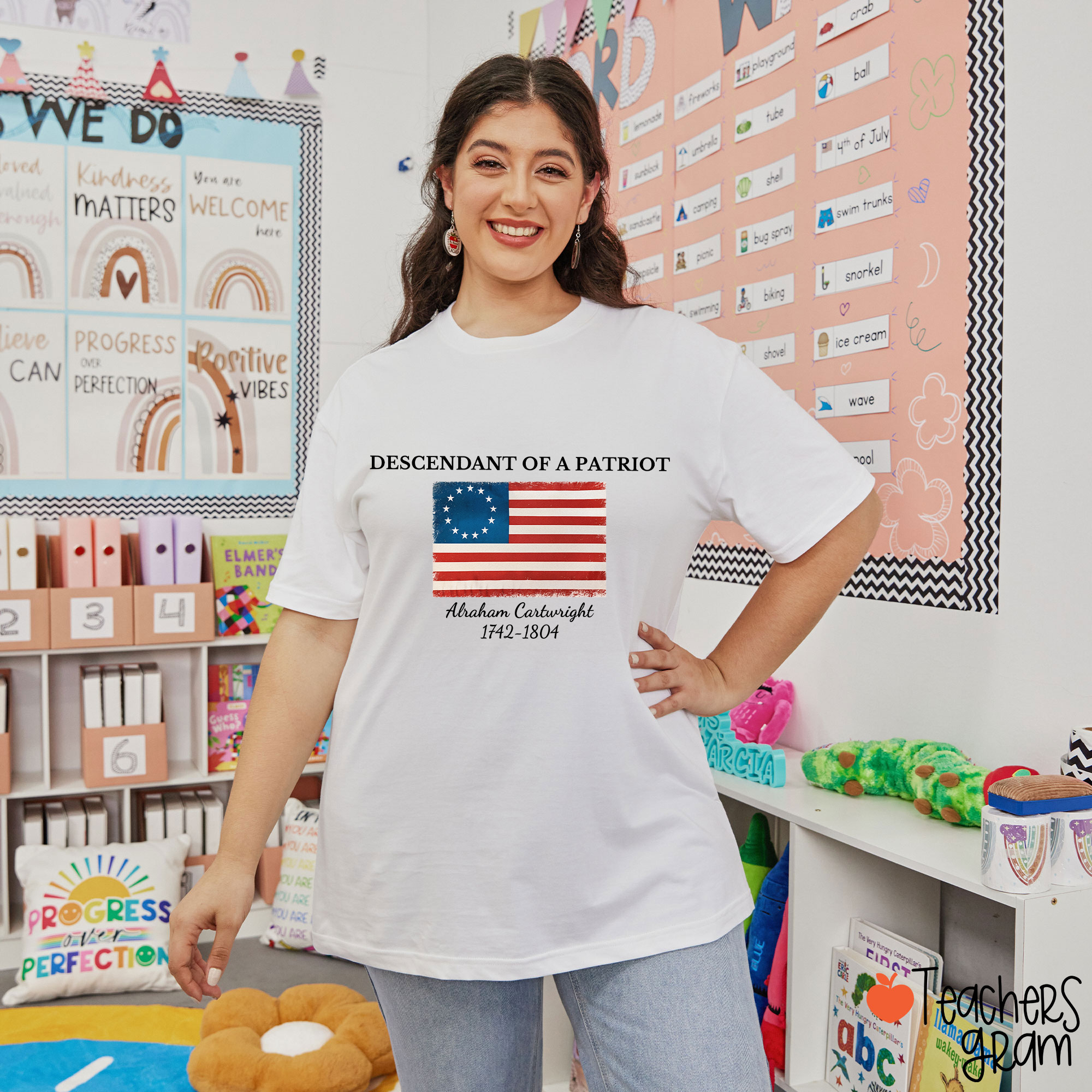 Personalized Descendant Of A Patriot Abraham Cartwright 1742-1804 Teacher T-Shirt