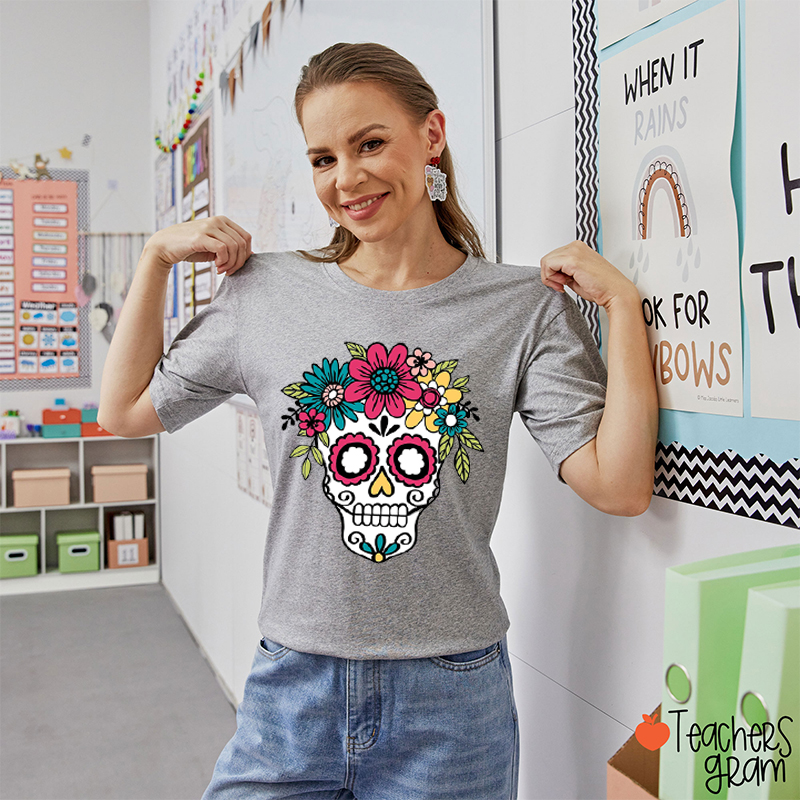 Sugar Skull Flower Crown Spanish Teacher T-Shirt