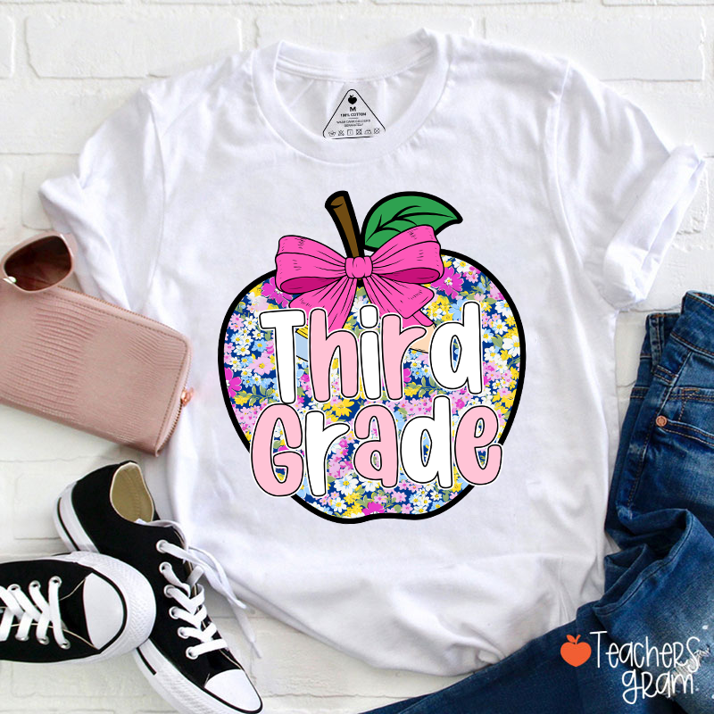 Personalized Grade Coquette Pink Bow Apple Teacher T-Shirt
