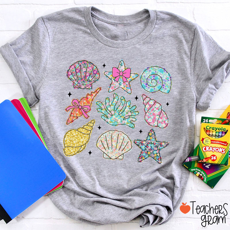 Wildflower Seashell Clam Summer Teacher T-Shirt