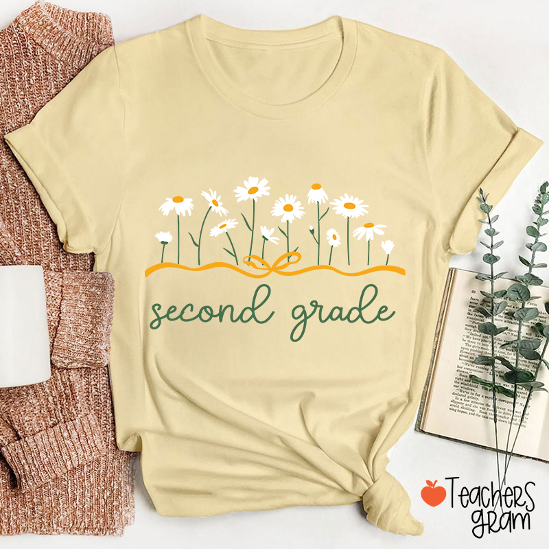 Personalized Grade Daisy Bow Teacher T-Shirt