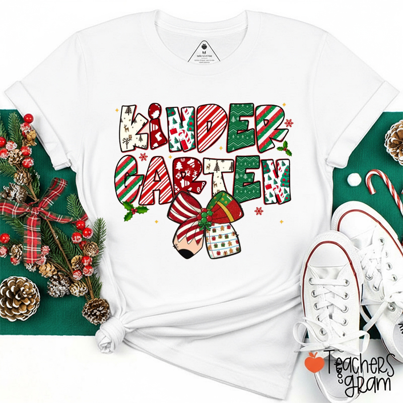 Personalized Grade Christmas Vibes Coquette Bow Teacher T-Shirt