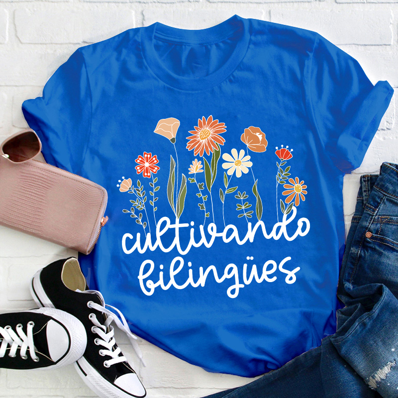 Cultivando Bilingues Spanish Teacher T-Shirt