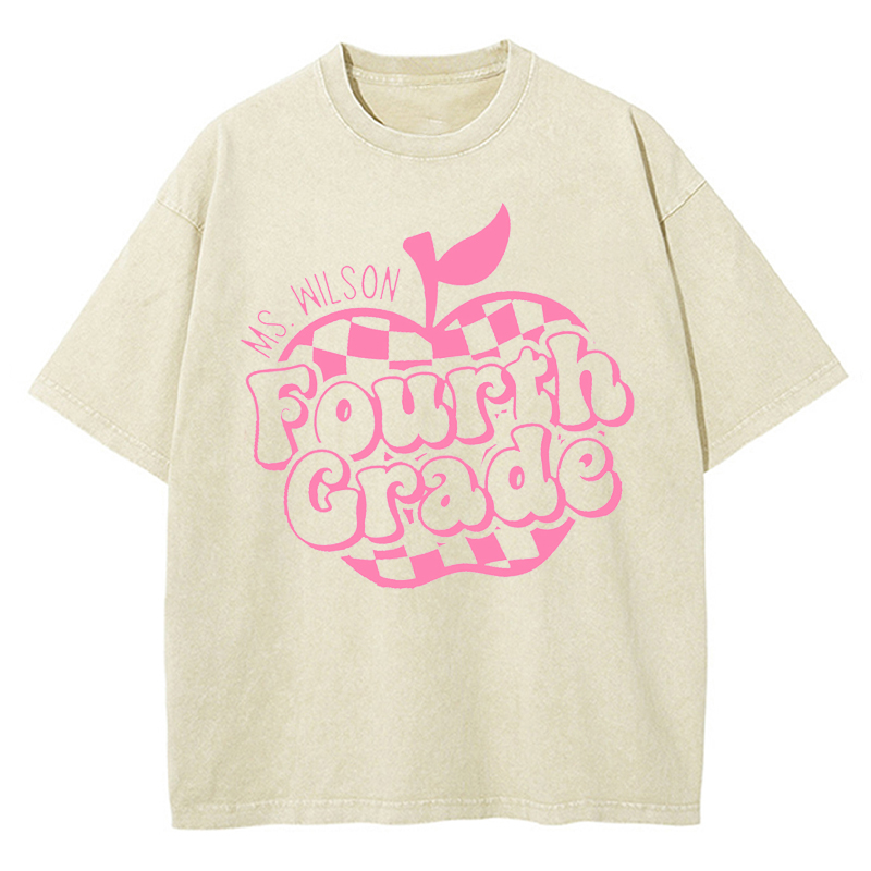 Personalized Teacher's Name And Grade Plaid Apple Icon Teacher Washed T-Shirt