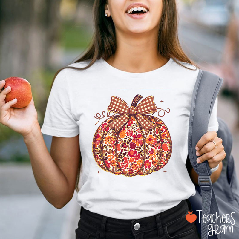 Vintage Floral Plaid Bow Pumpkin Teacher T-Shirt