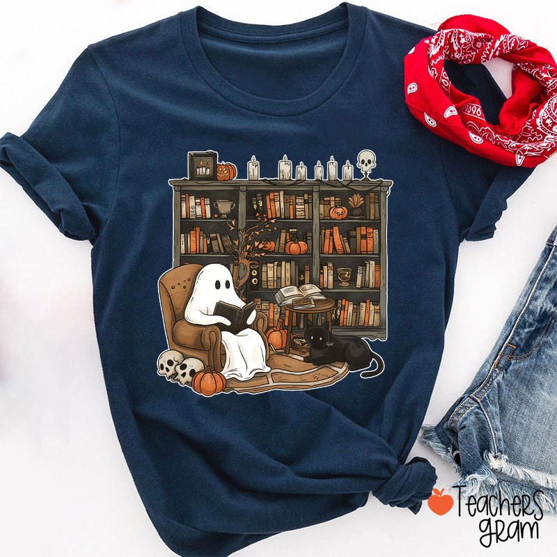 Ghost Reading Books Halloween Teacher T-Shirt