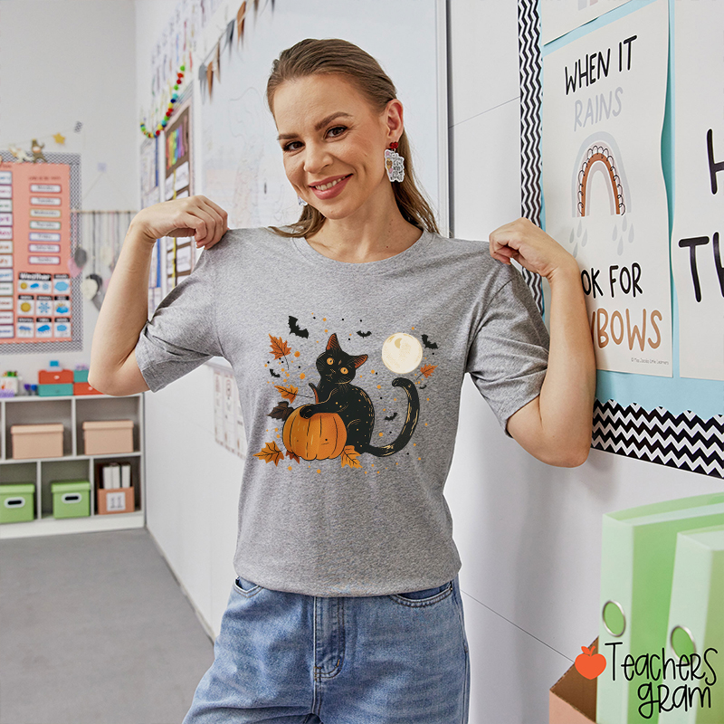 Black Cat Full Moon Teacher T-Shirt