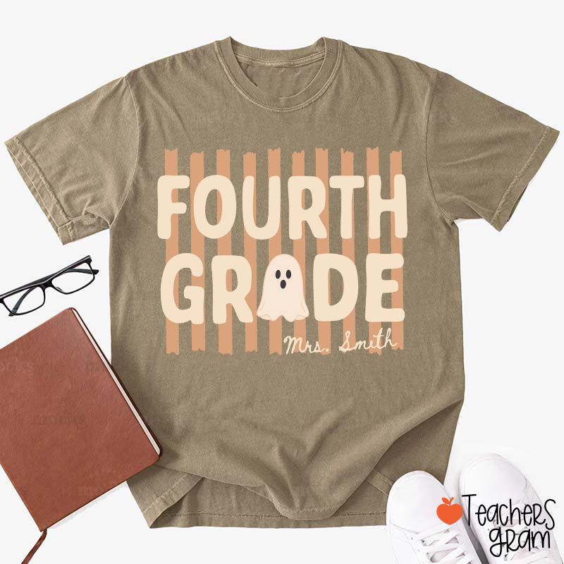 Personalized Grade And Name Cute Ghost Halloween Vibes Teacher T-Shirt