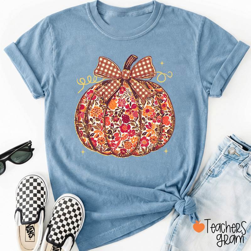 Vintage Floral Plaid Bow Pumpkin Teacher T-Shirt