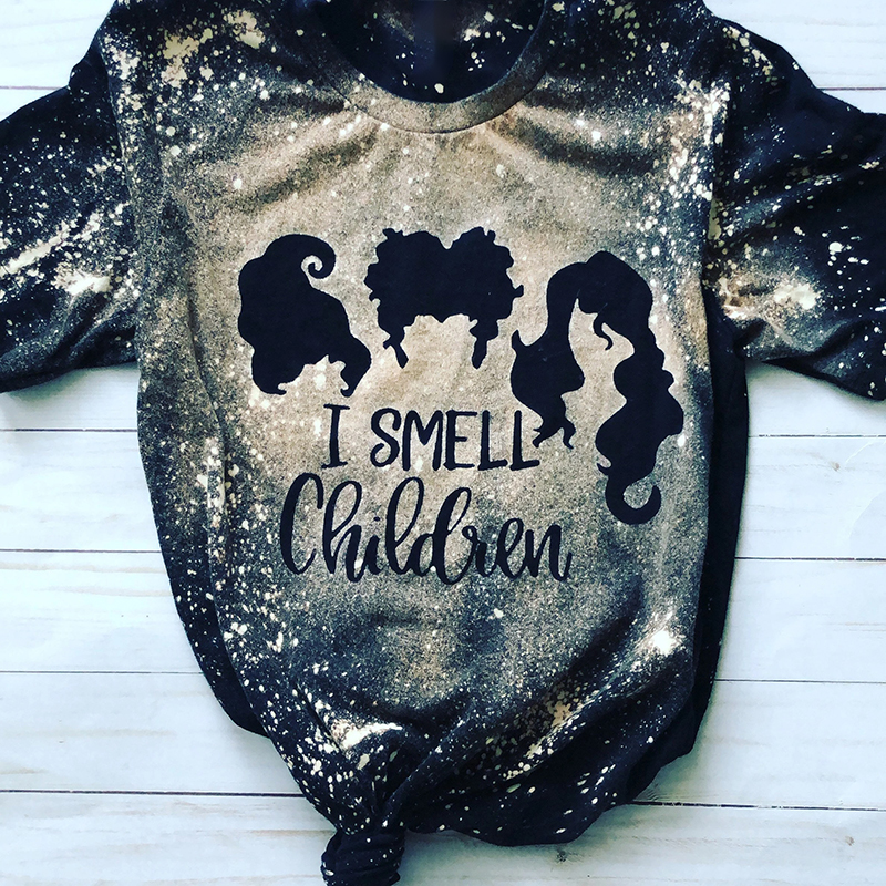 I Smell Children Womens Halloween Teacher Printed T-Shirt