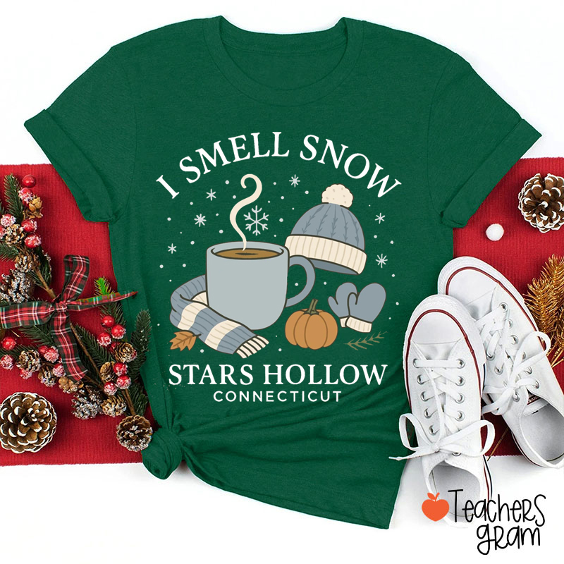 I Smell Snow Stars Hollow Teacher T-Shirt