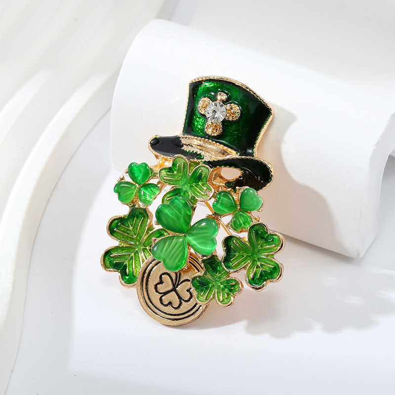 Shamrock Hat Teacher Pin