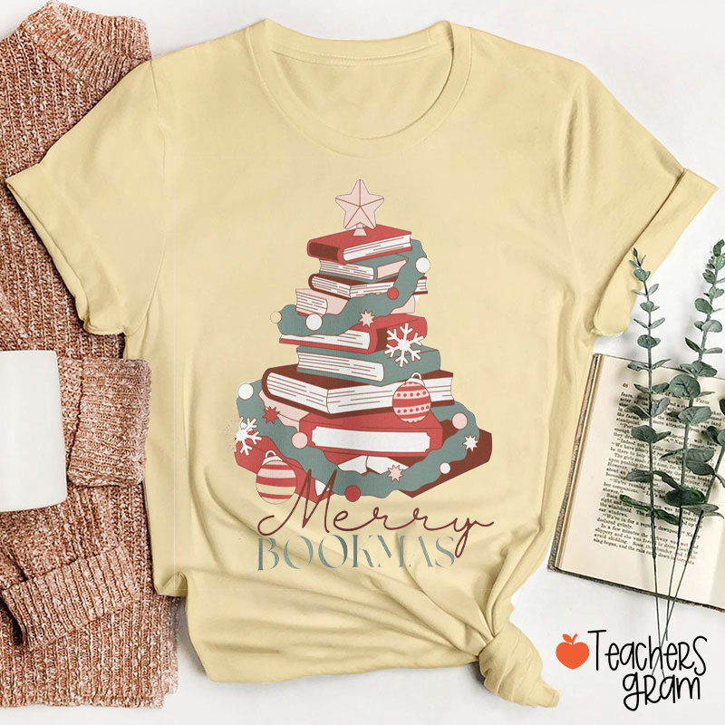 Merry Bookmas Vintage Vibes Teacher T-Shirt