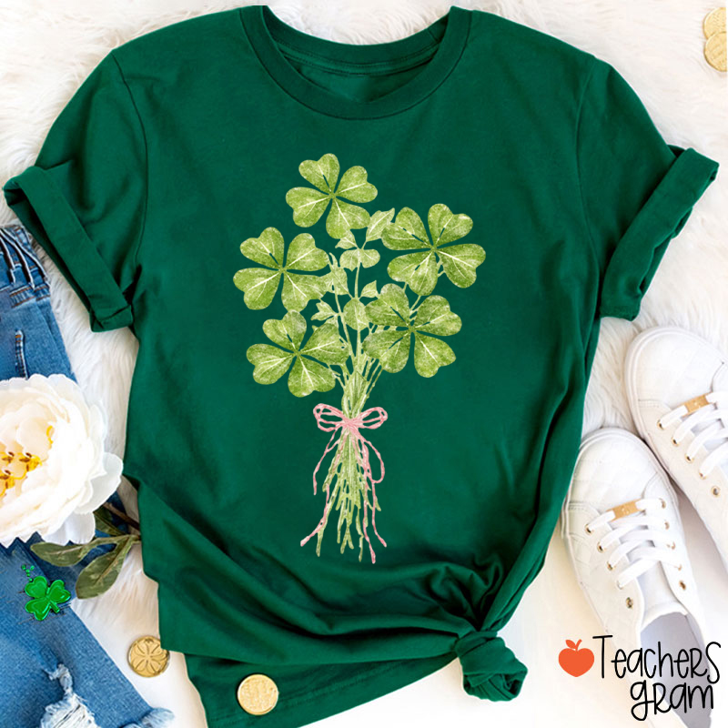 St.Patricks Day Four-Leaf Clover Pattern T-Shirt