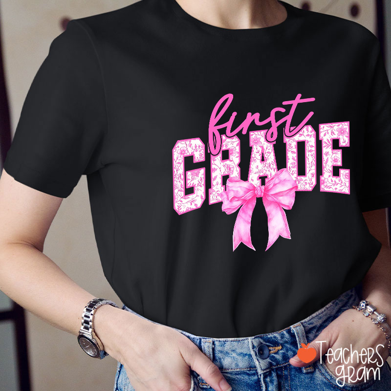 Personalized Grade And Bow Pink Font Teacher T-Shirt