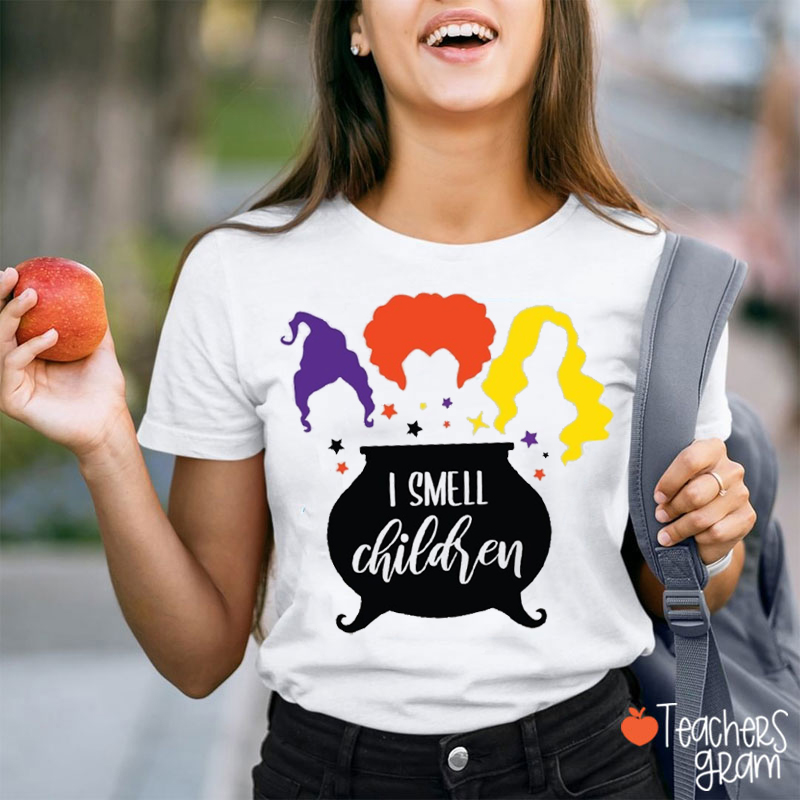 Halloween Witches I Smell Children Teacher T-Shirt
