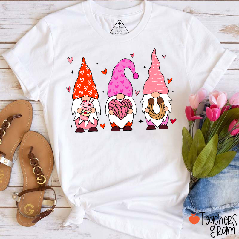 Love Gnomes Pink Hats Hearts Spanish Teacher T-Shirt