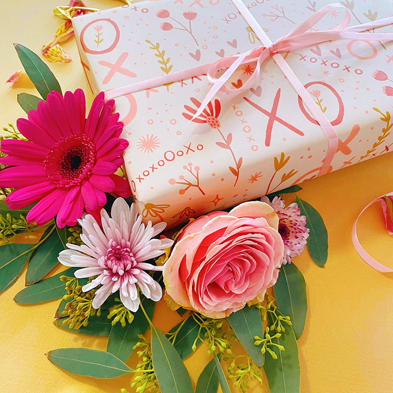 Valentine's Day XOXO Cute Pink Love Teacher