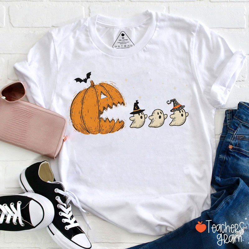 Halloween Pumpkin Chasing Ghost Teacher T-Shirt