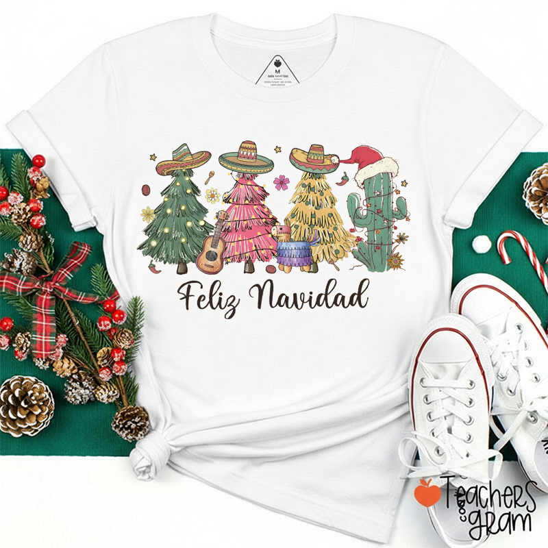 Vintage Feliz Navidad Christmas Tree Spanish Teacher T-Shirt