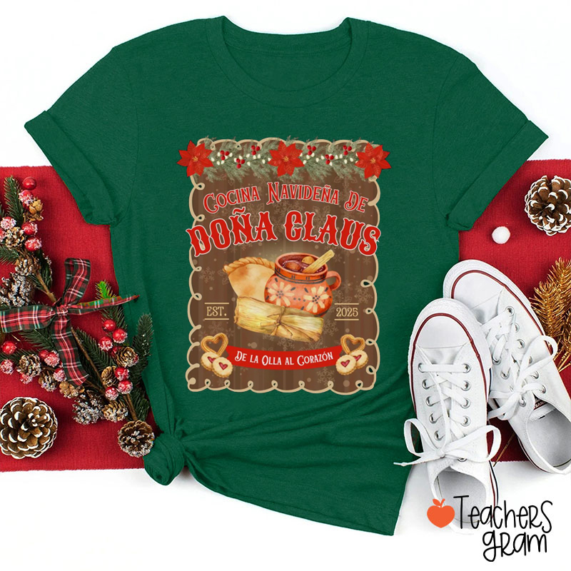 Personalized Cocina Navideña De Doña Claus Spanish Teacher T-Shirt
