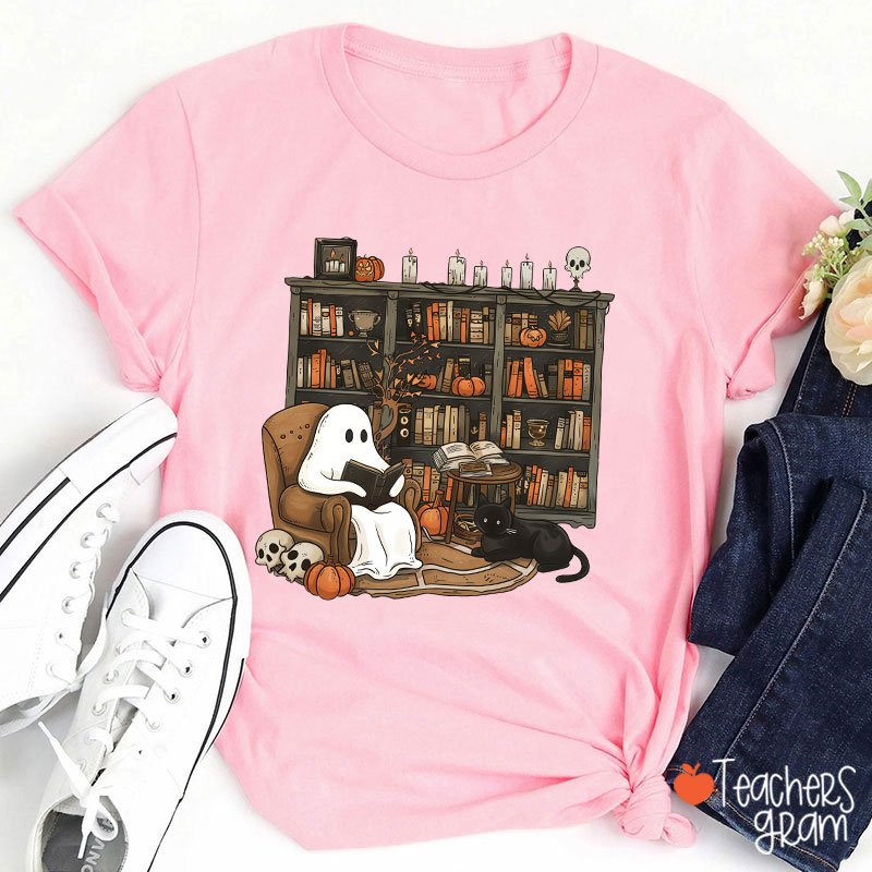 Ghost Reading Books Halloween Teacher T-Shirt