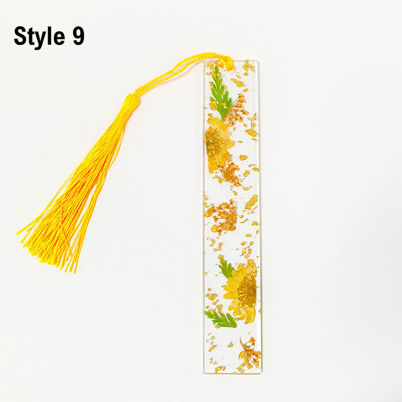 Personalized Pressed Daisy Teacher Bookmark
